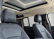 2023 Land Rover Defender 110 P400 SE